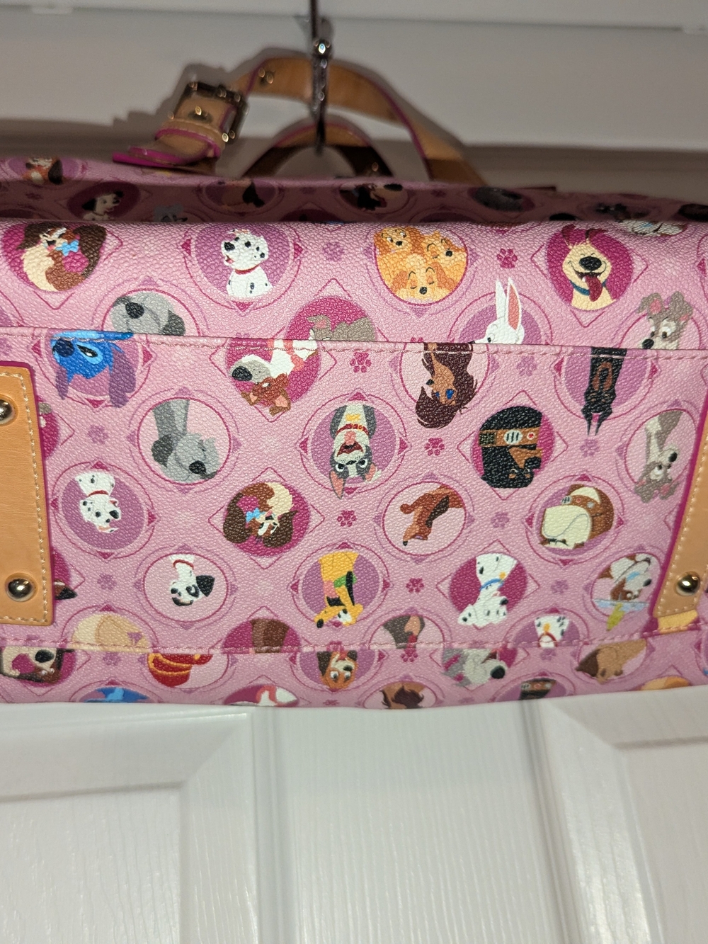 2018 Disney Dooney & Bourke Pink Disney Dogs Satchel - Picture 4 of 5